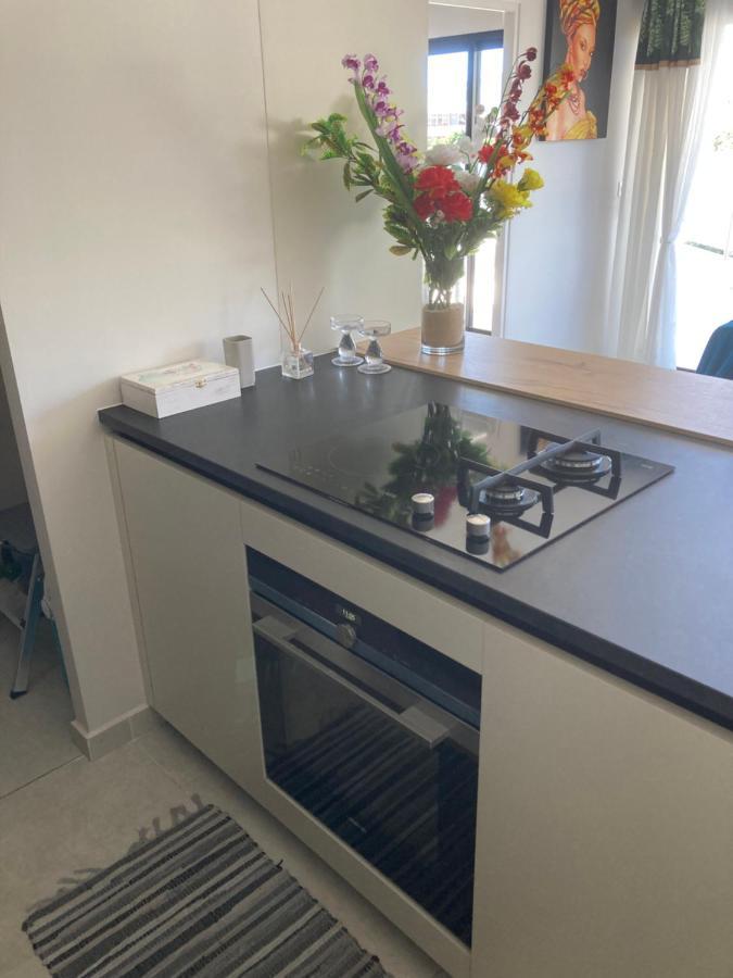Standing Residence Tevai 파페에테 외부 사진